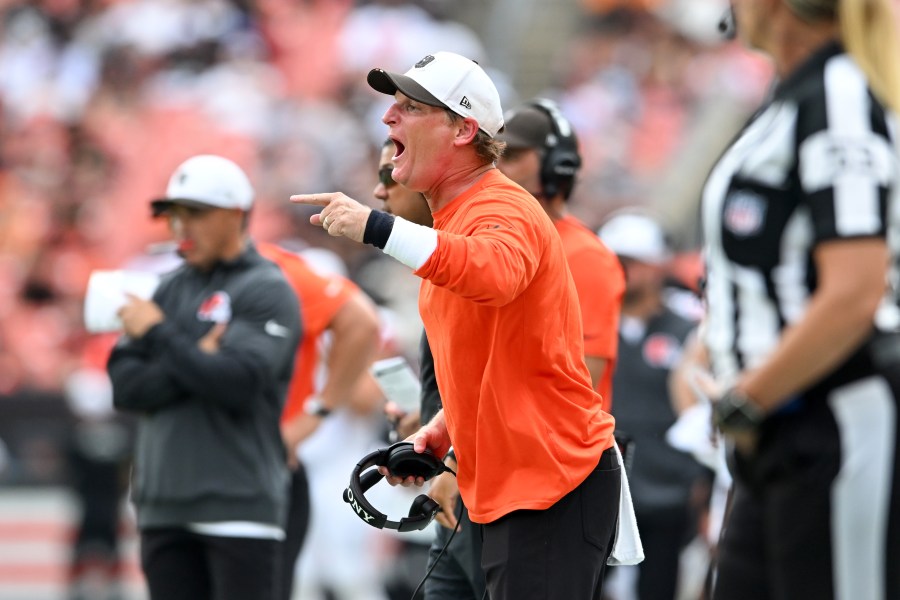 report:-browns-interview-2-internal-candidates-for-defensive-coordinator