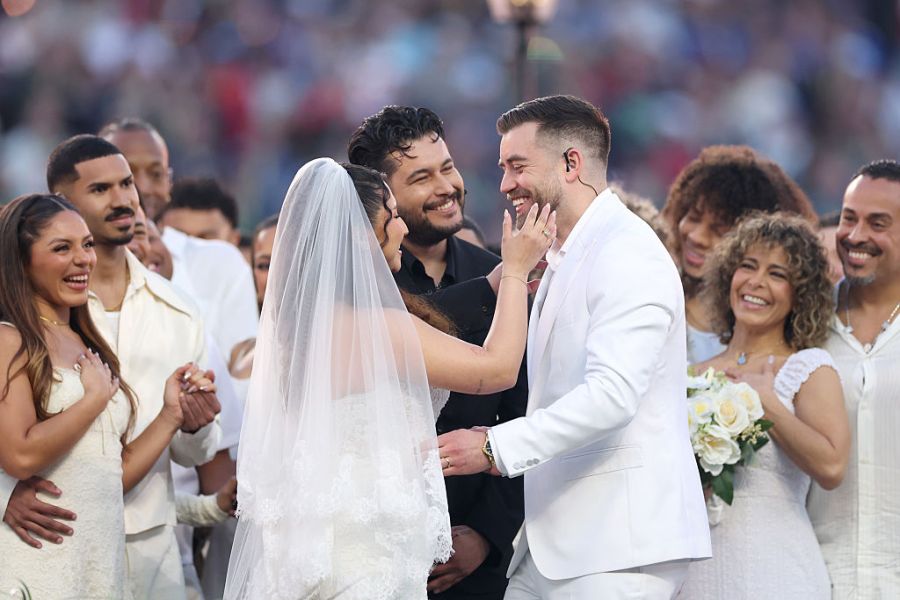 was-that-a-real-wedding-during-bad-bunny’s-super-bowl-halftime-show?