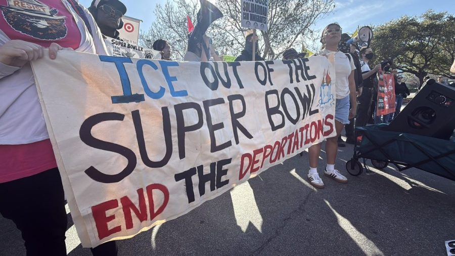 congressman-joins-anti-ice-protest-at-super-bowl