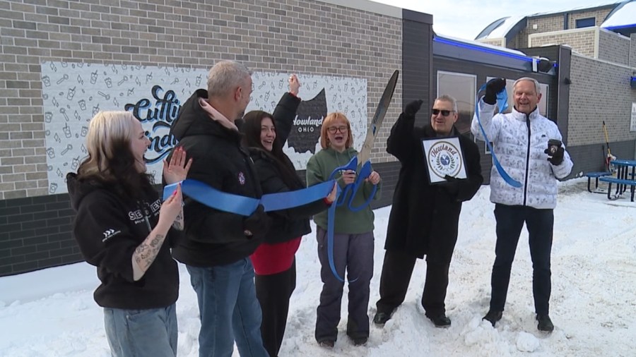7-brew-drive-thru-coffee-opens-in-trumbull-county