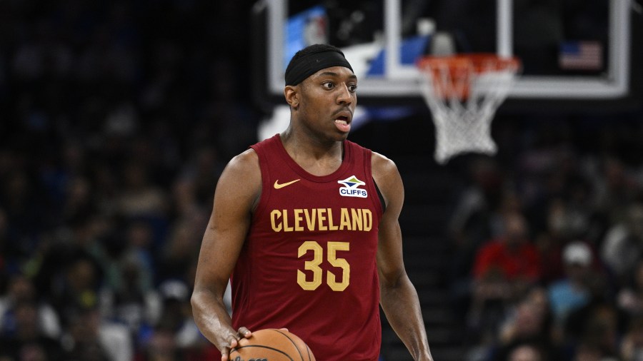 report:-cavaliers-sign-young-forward-to-new-contract