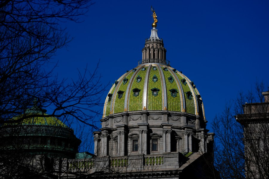 pennsylvania-lawmakers-sit-on-cash-as-state-scrounges-for-money