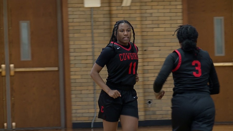 brown,-lewis-fuel-chaney-to-dominant-win