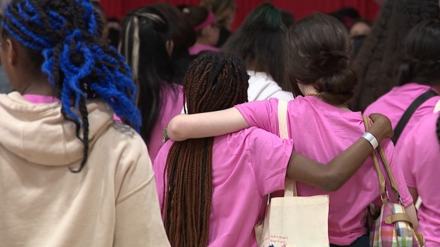 youngstown-middle-school-event-focuses-on-self-love,-empowerment-and-friendship