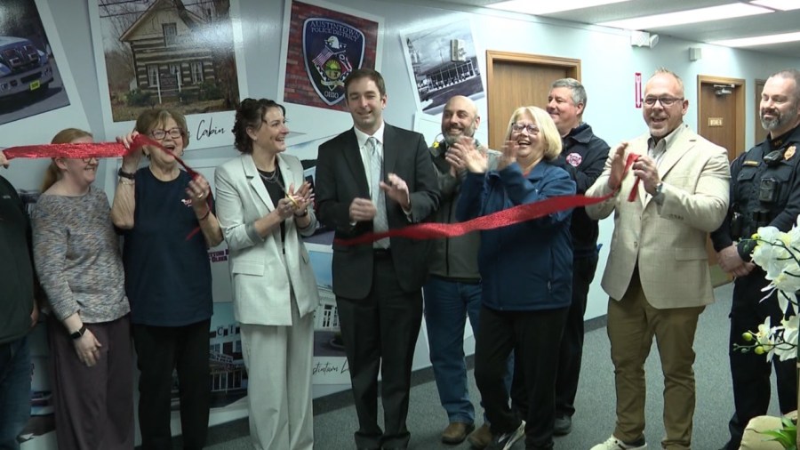 austintown-senior-center-hosts-open-house