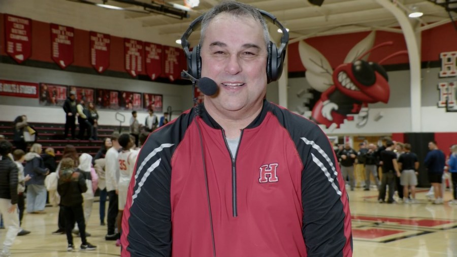 hickory-coach-celebrates-thrilling-buzzer-beater-win
