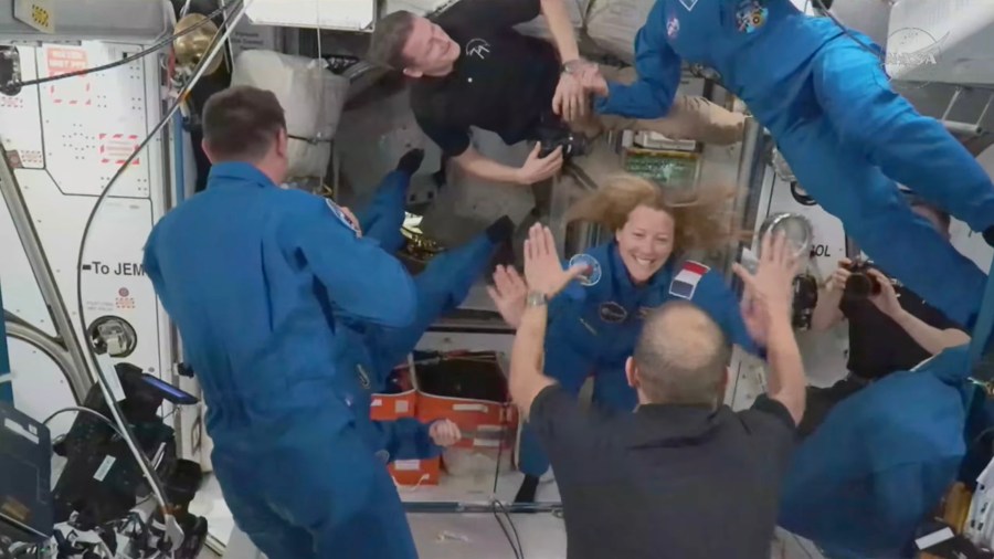 four-new-astronauts-arrive-at-the-international-space-station-to-replace-nasa’s-evacuated-crew