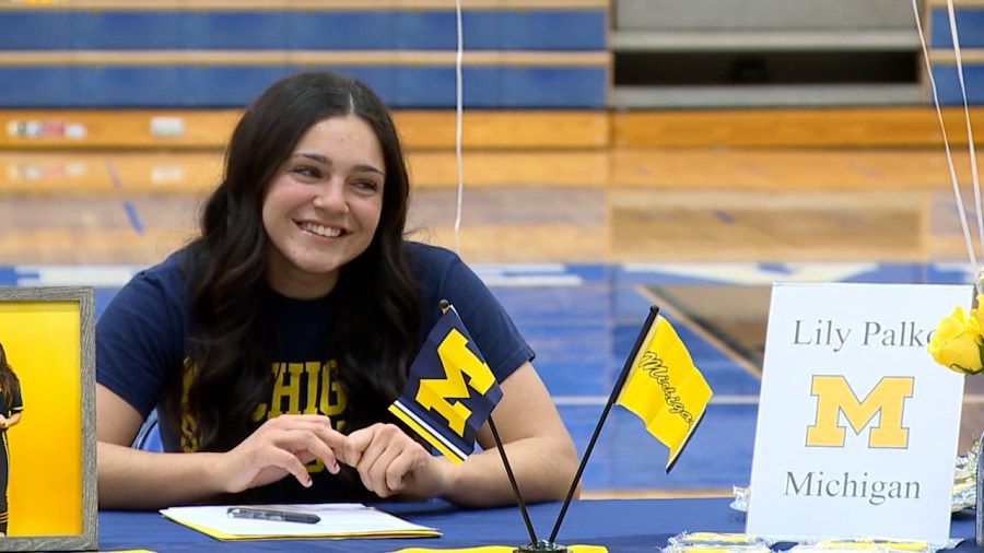 local-michigan-softball-player-has-breakout-weekend