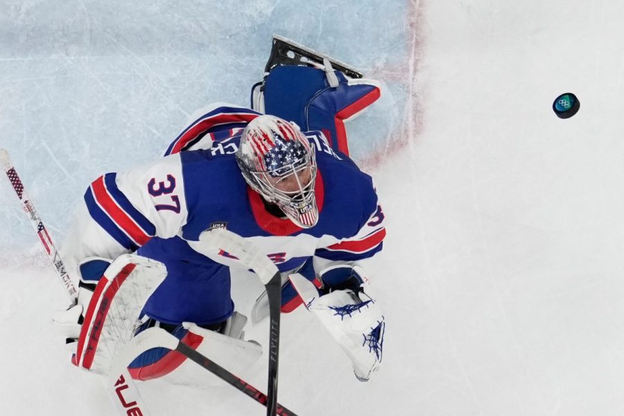 ‘is-there-more-than-100%?’-connor-hellebuyck-shows-why-he’s-the-us-starting-goalie-at-olympics