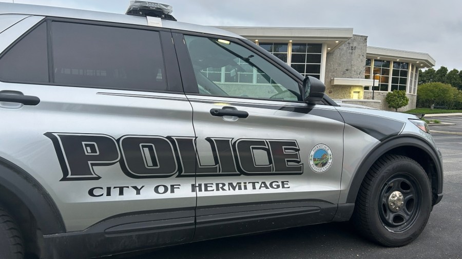 hermitage-police-investigate-armed-robbery-of-shopper