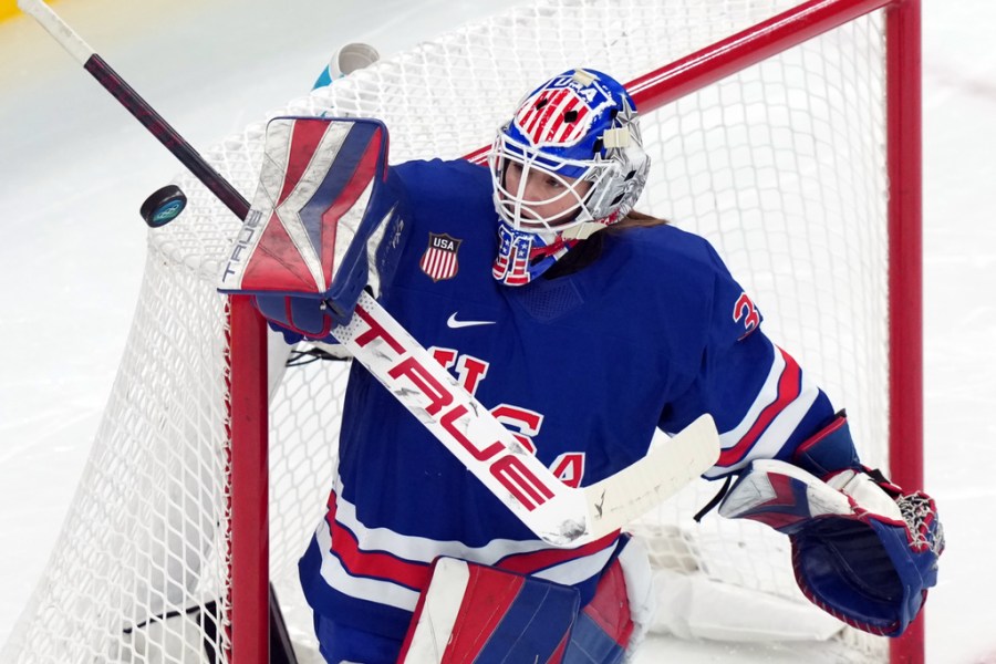 us-beats-sweden-5-0-to-reach-olympic-women’s-hockey-final,-frankel-makes-21-saves