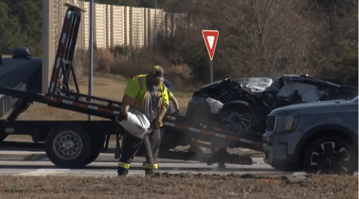 man-arrested-after-dhs/ice-pursuit-leads-to-crash-that-killed-georgia-teacher:-police