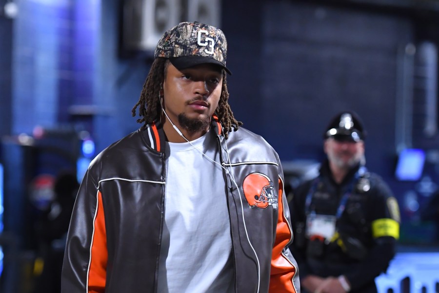 browns-safety-jumped-in-new-york-hotel-lobby