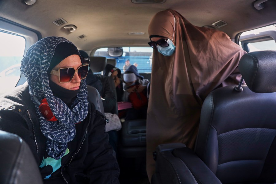 australia-won’t-repatriate-34-women-and-children-linked-to-is-from-syria