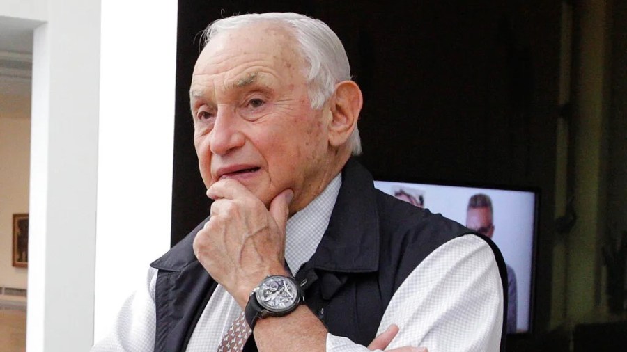 les-wexner-gives-written-statement-to-congress-in-jeffrey-epstein-deposition