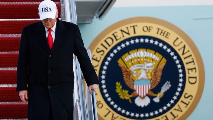 air-force-one-jets-to-be-repainted-in-trump’s-preferred-colors