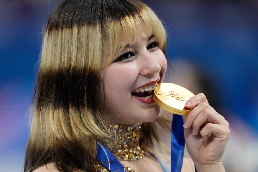 us-figure-skater-alysa-liu-wins-olympic-gold-after-comeback-2-years-in-the-making