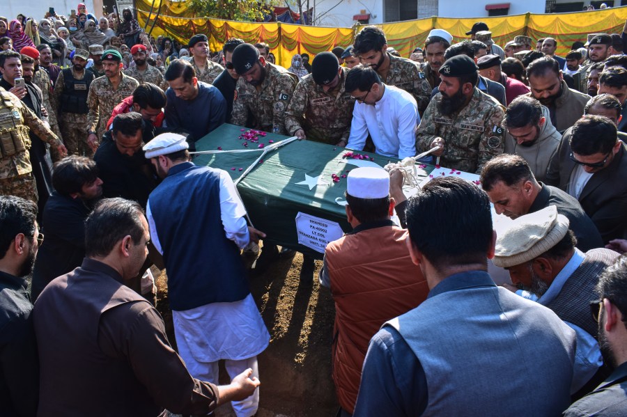 pakistan-claims-to-have-killed-at-least-70-militants-in-strikes-along-the-afghan-border