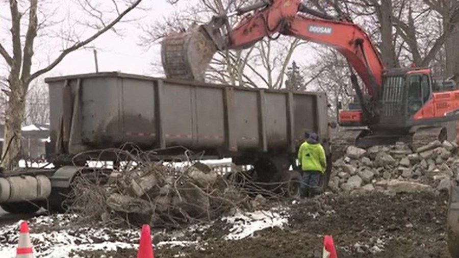 roosevelt-park-grandstand-officially-gets-demolished