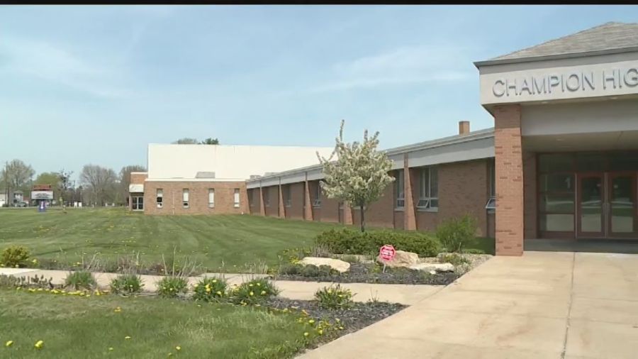 local-school-district-files-civil-complaint-against-roblox,-microsoft-and-creator-of-minecraft