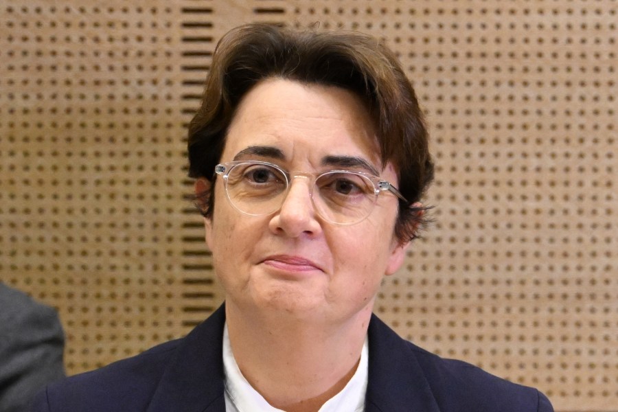 louvre-museum-director-resigns-in-the-wake-of-october’s-brazen-french-crown-jewels-heist