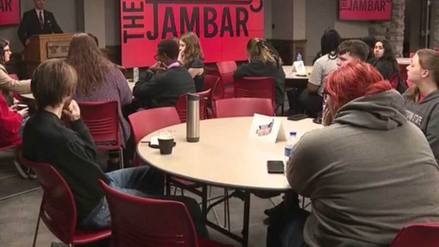 ysu-journalism-students-celebrate-press-freedom