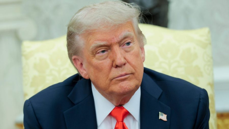 trump-admin-weighs-requiring-banks-to-collect-citizenship-info:-reports