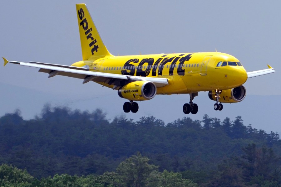 spirit-airlines-is-departing-from-cleveland-airport