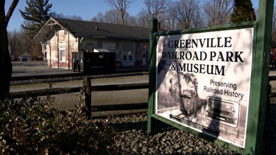 mayor,-historical-society-work-to-save-old-train-station