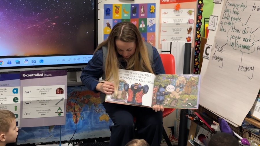 wkbn-reporter-participates-in-read-across-america-week