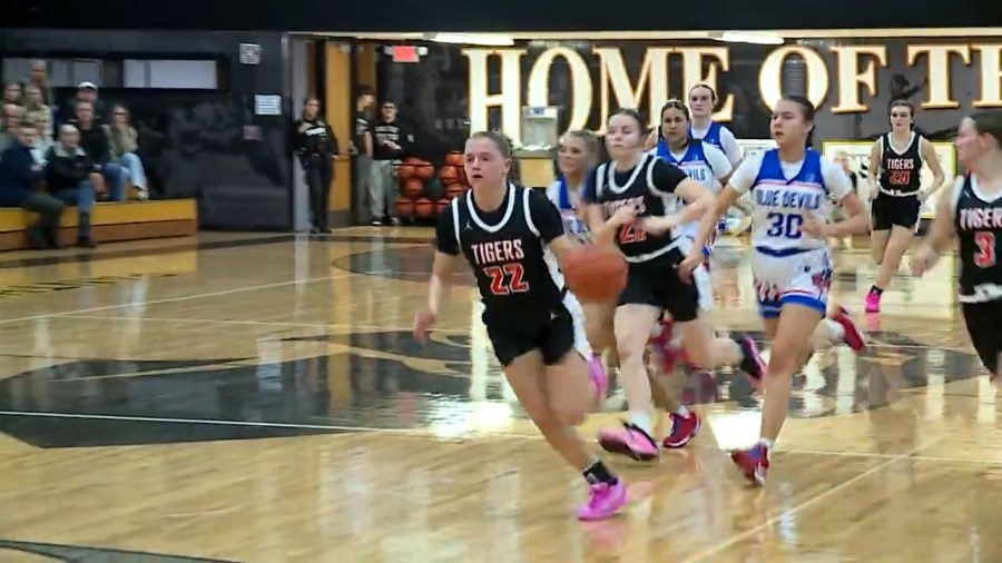 western-reserve-bows-out-in-regional-semifinals