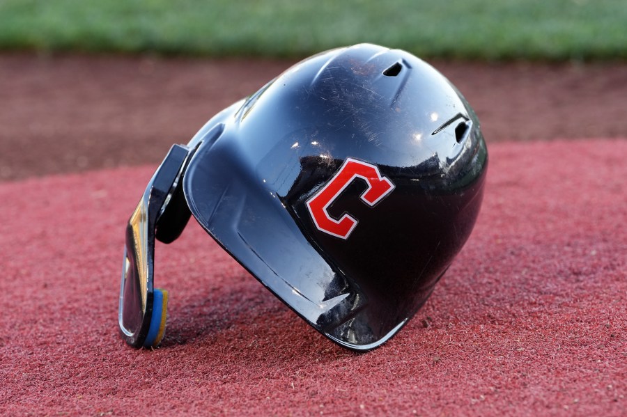 guardians-trim-7-players-from-spring-training-roster