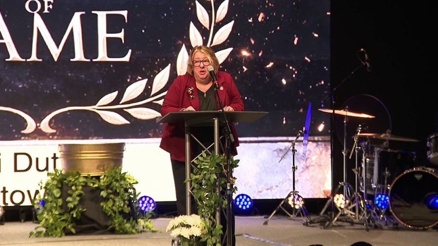 speech-competition-kicks-off-with-hall-of-fame-inductee