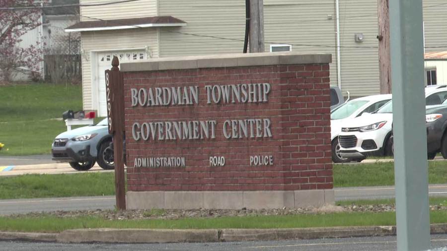 boardman-trustees-narrow-administrator-search-to-2