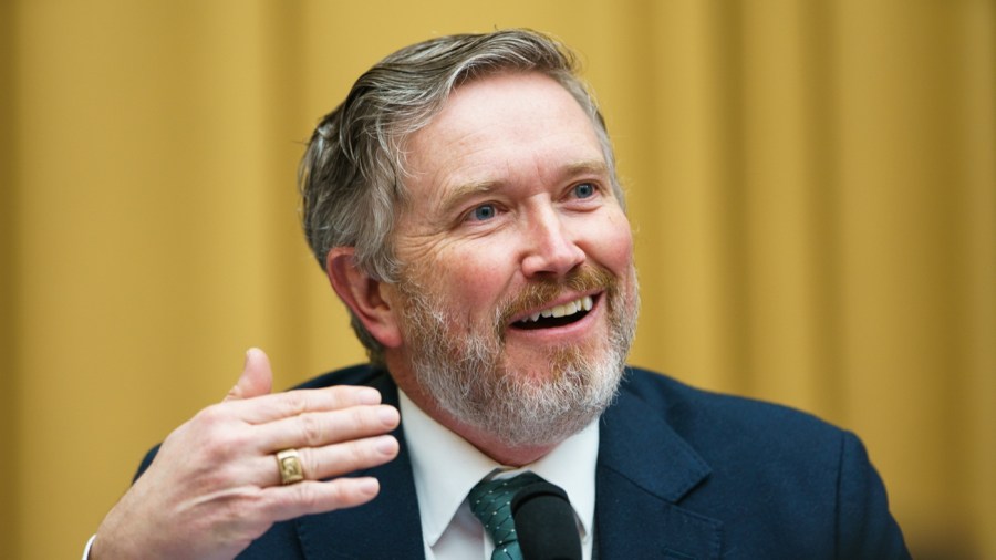 trump-heads-to-kentucky-in-an-aggressive-effort-to-topple-a-foe:-gop-rep.-thomas-massie