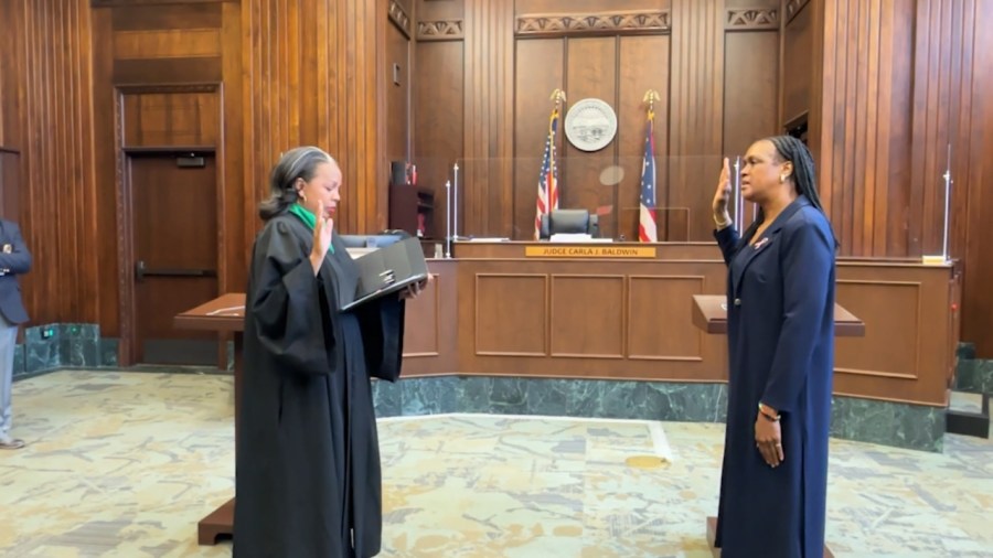 judge-swears-in-new-youngstown-council-member