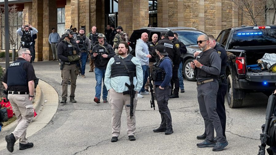 man-who-rammed-into-michigan-synagogue-lost-4-family-members-in-israeli-airstrike,-official-says
