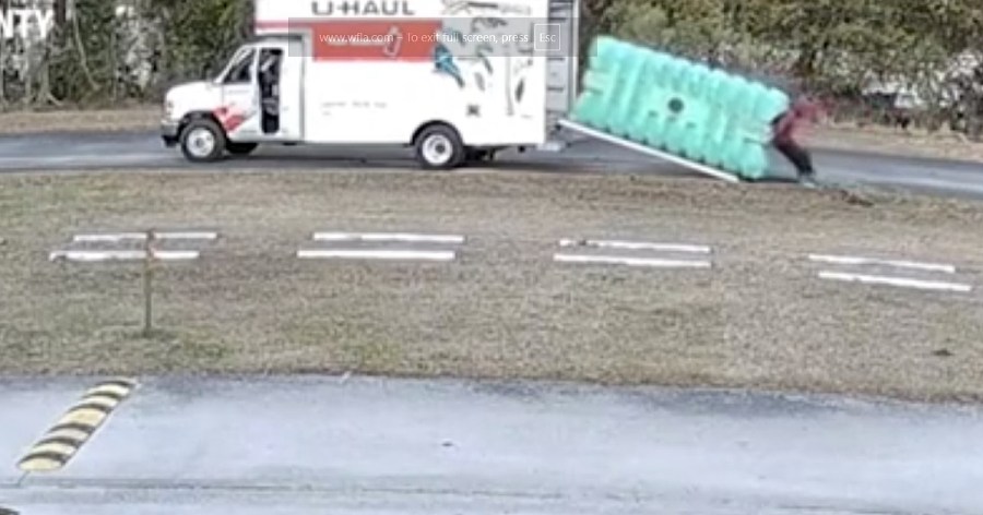 video:-florida-man-allegedly-tried-to-steal-septic-tank-with-toyota-corolla,-u-haul