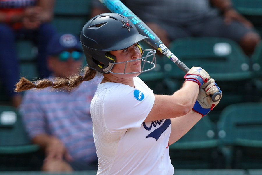 poland-native-hits-for-the-cycle-in-robert-morris-win