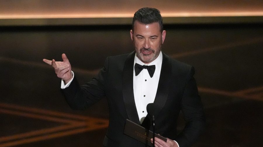 jimmy-kimmel-takes-swipe-at-‘melania’-documentary-at-oscars
