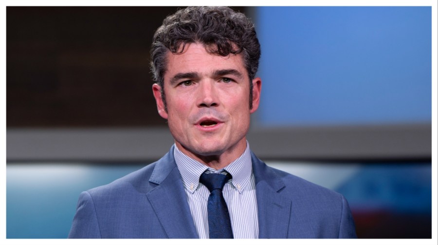 top-gabbard-aide-resigns-over-iran-war 