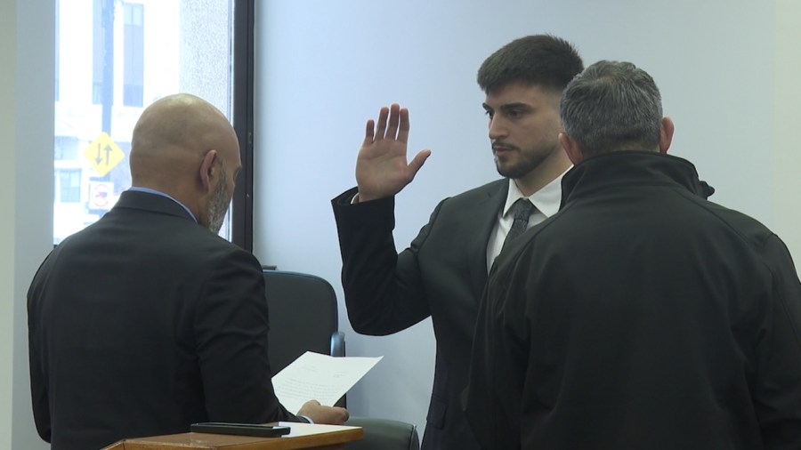 warren-pd-swears-in-first-officers-from-new-cadet-training-program