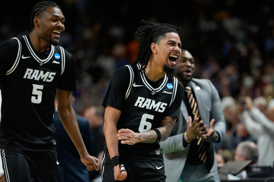 no.-11-seed-vcu-stuns-sixth-seeded-north-carolina-in-ot