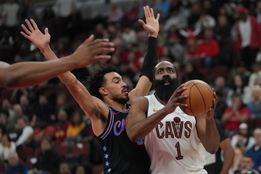 harden-scores-36-as-cavaliers-hang-on-to-beat-bulls