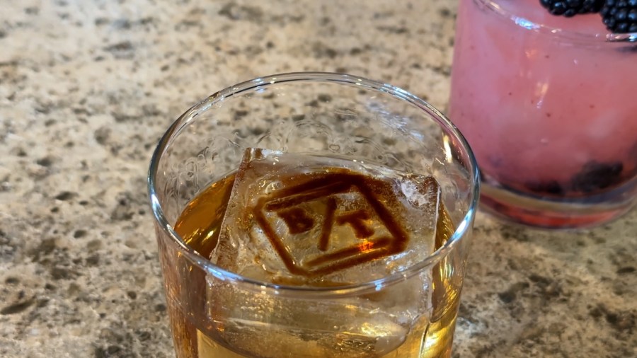 unwind-and-savor-the-moment-at-bar-tempo