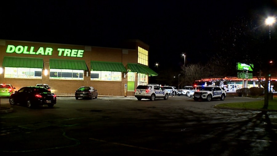 police-investigating-robbery-at-boardman-dollar-tree