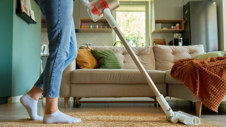 why-psychologists-say-spring-cleaning-is-good-for-our-mental-health