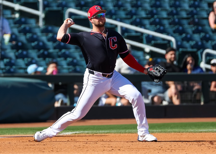 guardians-trade-veteran-infielder-to-phillies