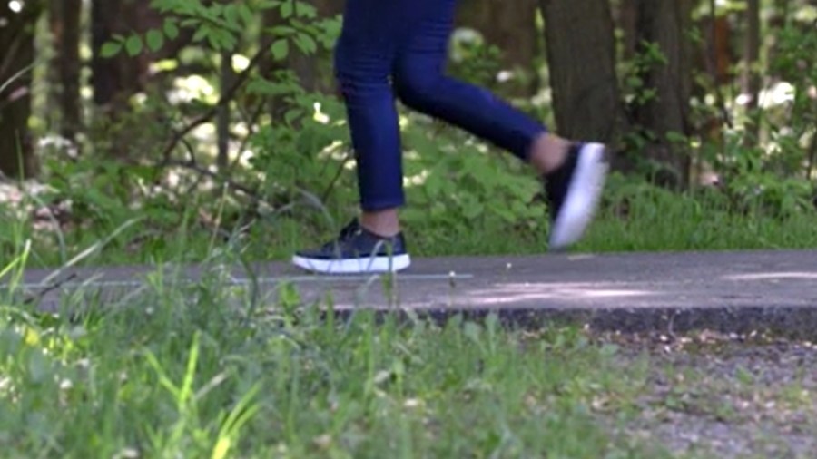 does-walking-after-a-meal-improve-gut-health?