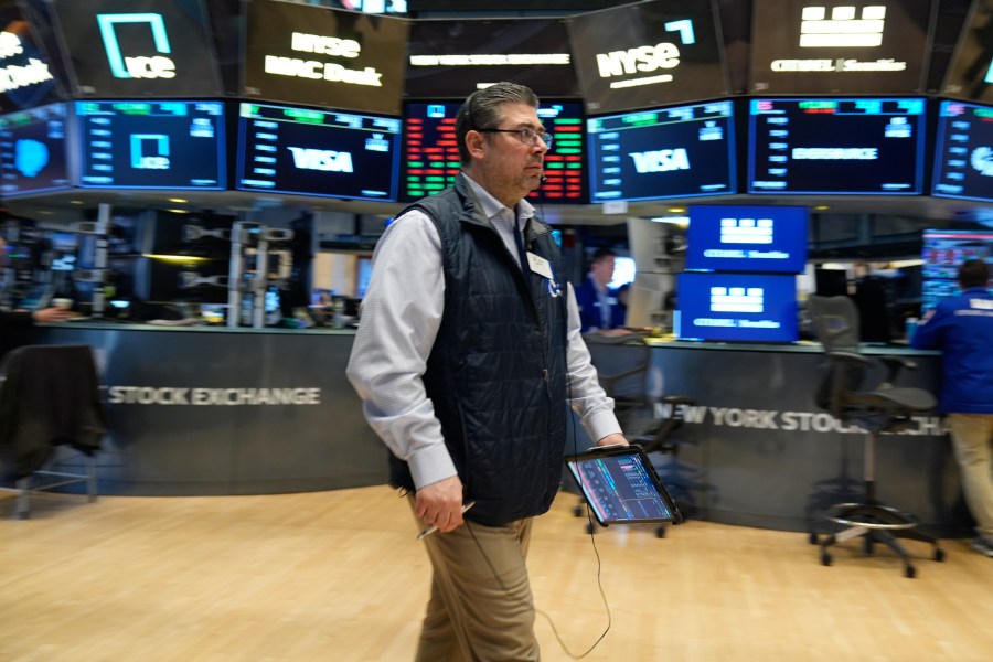 stocks-rally-and-oil-sinks-after-trump-hints-at-a-possible-end-to-war,-even-as-iran-denies-talks